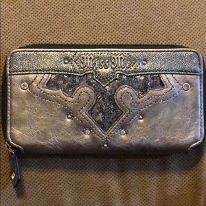 Miss me Wallet
